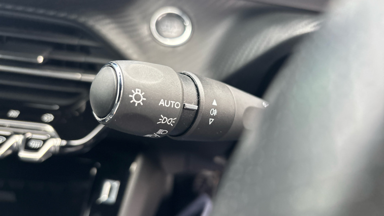 Peugeot 208 1.2 PureTech 100 GT 5dr Petrol Hatchback